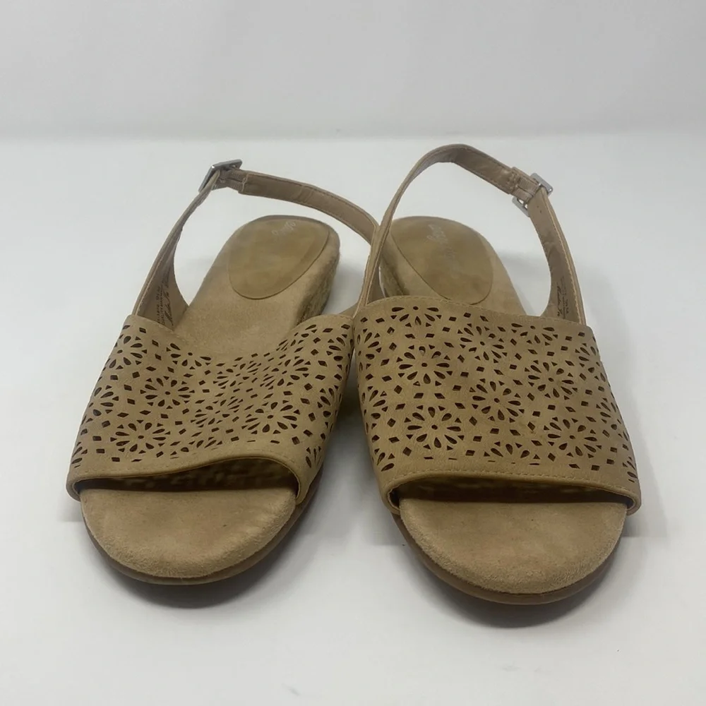 Easy Street Tan Faux Suede Cut Out Espadrille Sandal Size 9.5